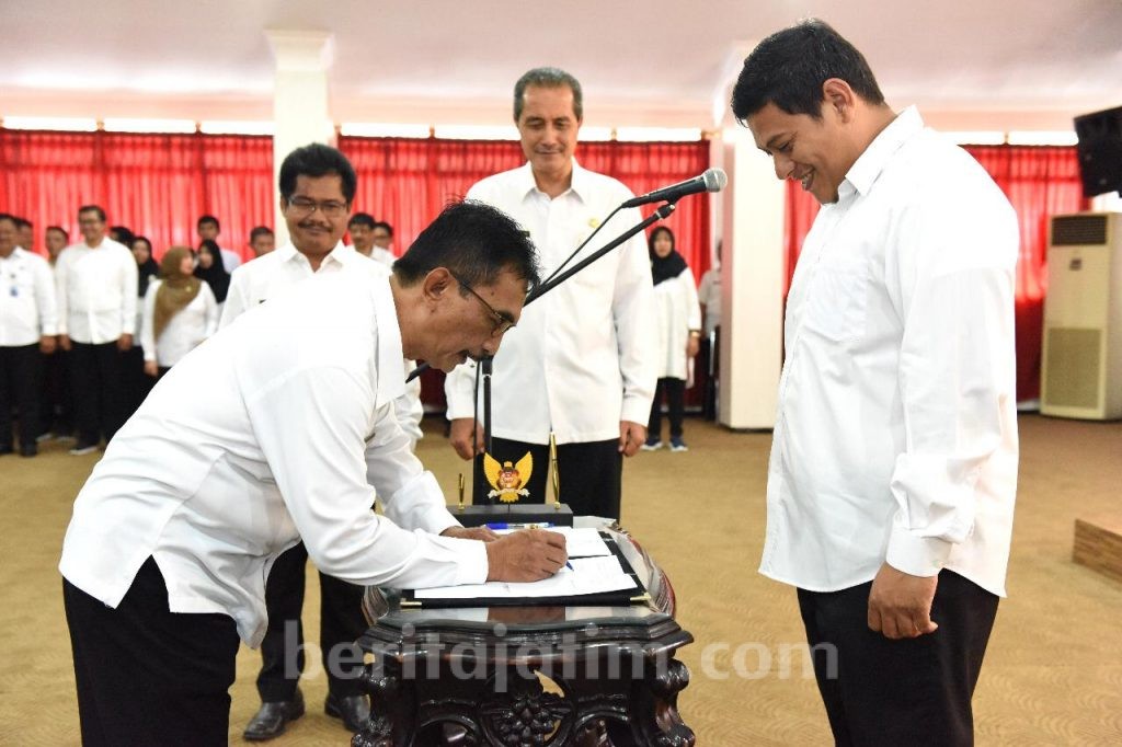 Wali Kota Kediri Lantik Puluhan Pejabat Administrator dan Pengawas