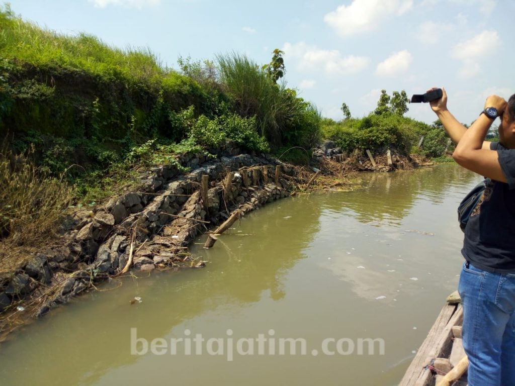 Tanggul Sungai Brantas Ambrol, 5 Desa di Jombang Diintai Bencana