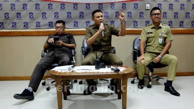 Sempat Jadi Polemik, Kasatpol PP Jelaskan Warna Plat Nomor Mobil Dinas