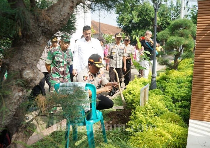 Begini Cara Polisi Probolinggo Ikut Pertahankan Ikon Kota Penghasil Mangga