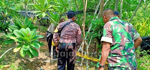 Warga Kedamean Gresik Temukan Mortir