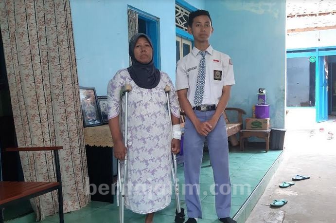 Anak Buruh Setrika Ini Jadi Juara I Olimpiade Fisika Tingkat Nasional