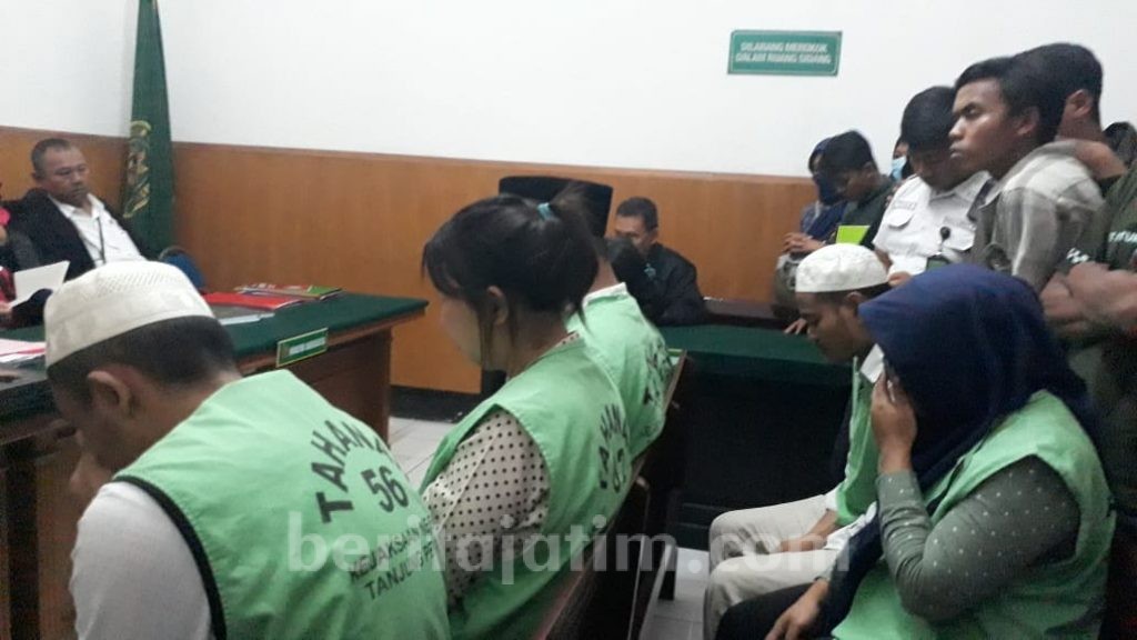Tujuh Terdakwa Dihukum 2,5 Bulan