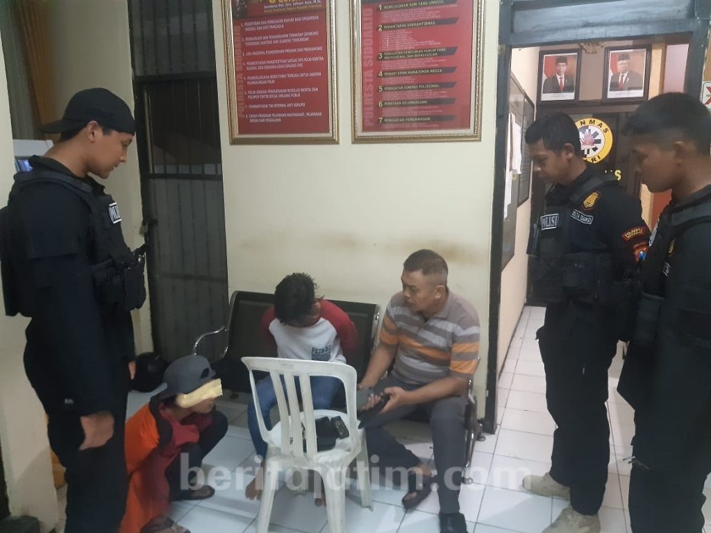 Bawa Sajam Dua Cowok dan Satu Cewek Digiring ke Polsekta Sidoarjo