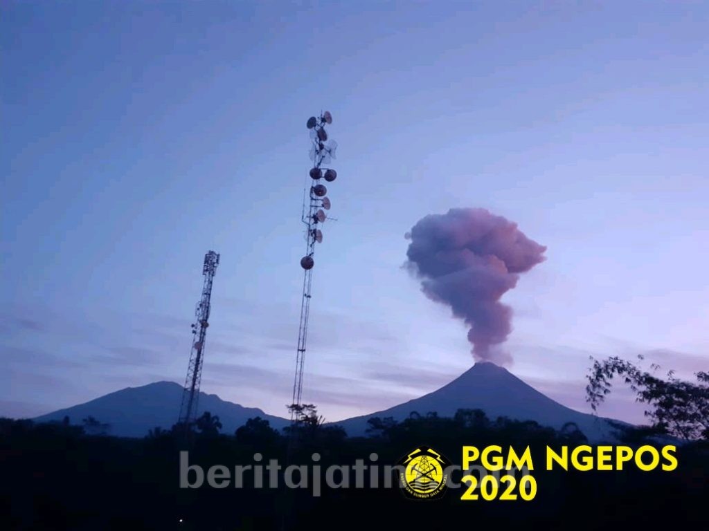 Tinggi Kolom Erupsi Merapi Capai 2.000 Meter