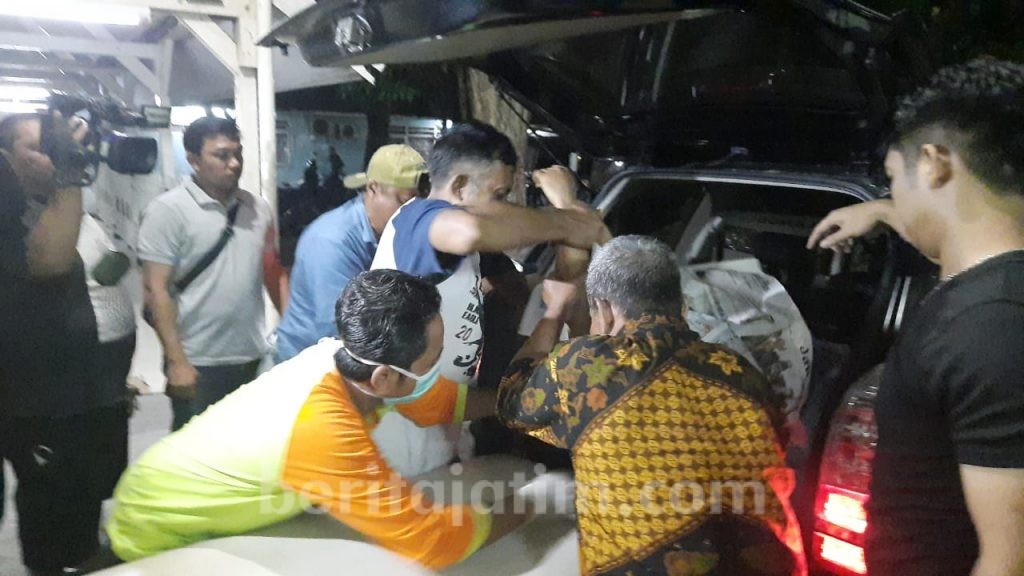 Serang Petugas Pakai Belati, Kurir Narkoba Ditembak Mati