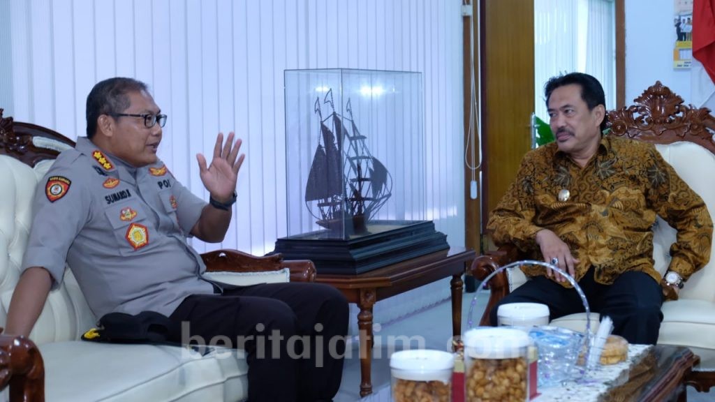 Viral SIM Kolektif di Grup Whatsapp, Kapolresta Sidoarjo: Itu Kabar Hoax!