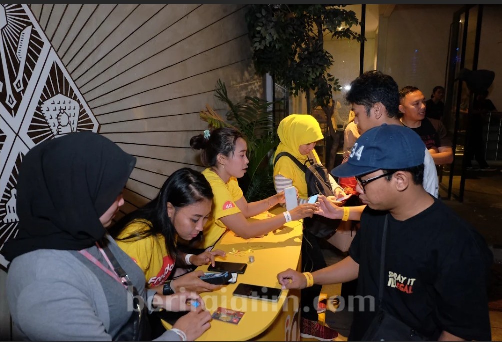 Kolaborasi Unik Antara IM3 Ooredoo, Band Kelompok Penerbang Roket dan Sepatu Compass