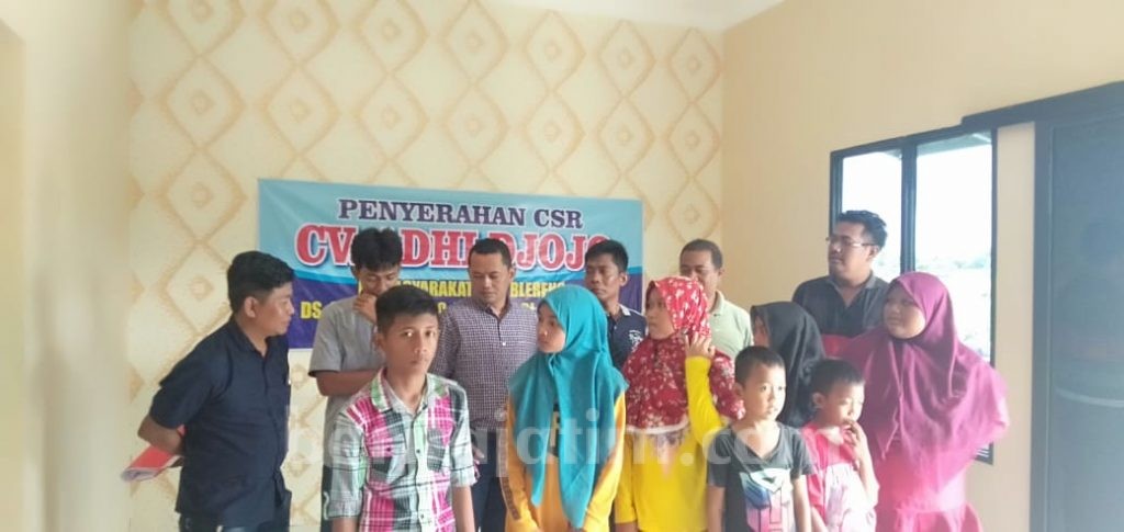 Tambang Pasir Adhidjodjo Kediri Santuni Anak Yatim
