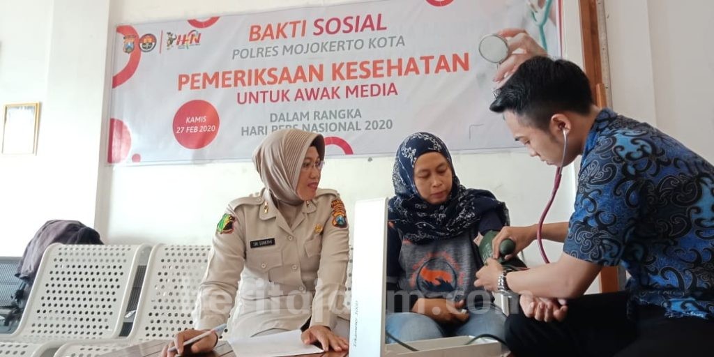 Takut Jarum Suntik, Hanya 24 Wartawan di Mojokerto Ikuti Cek Kesehatan