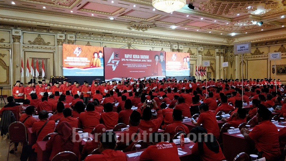 PDIP Jatim Lantik 145 Kader di Tujuh Badan Partai