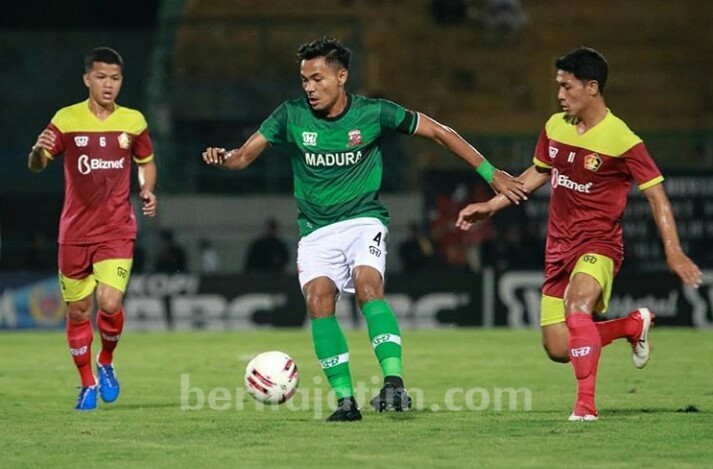 Ini Prediksi Derby Suramadu Madura United Vs Persebaya