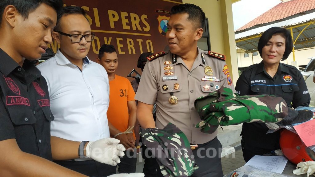 TNI Gadungan Itu Ternyata Seorang Tukang Batu