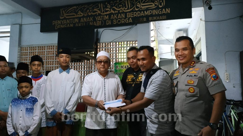 Hari Kedua Peringatan HPN, PWI Mojokerto Baksos ke YPAY Al Ikhlas