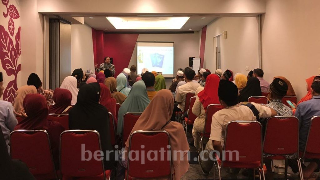 Jemaah Umrah di Bojonegoro Tetap Lakukan Manasik