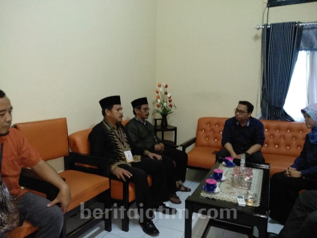 Gagal Maju Pilbup Kediri Jalur Perseorangan, Ketum GR-MKLB Minta Maaf
