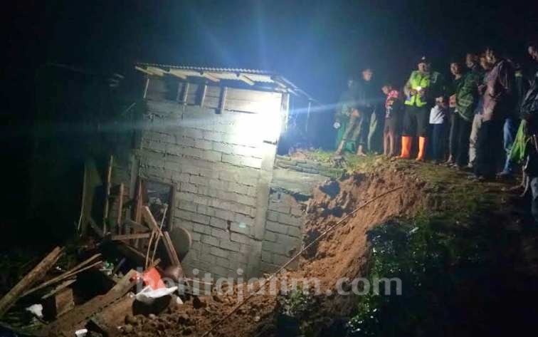 Longsor di Ponorogo, 1 Orang Meninggal