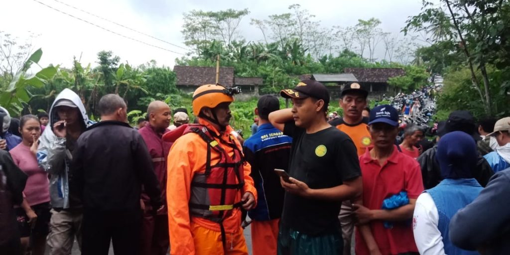 Terseret Arus Sungai, Enam Siswa SMPN 1 Turi Sleman Meninggal