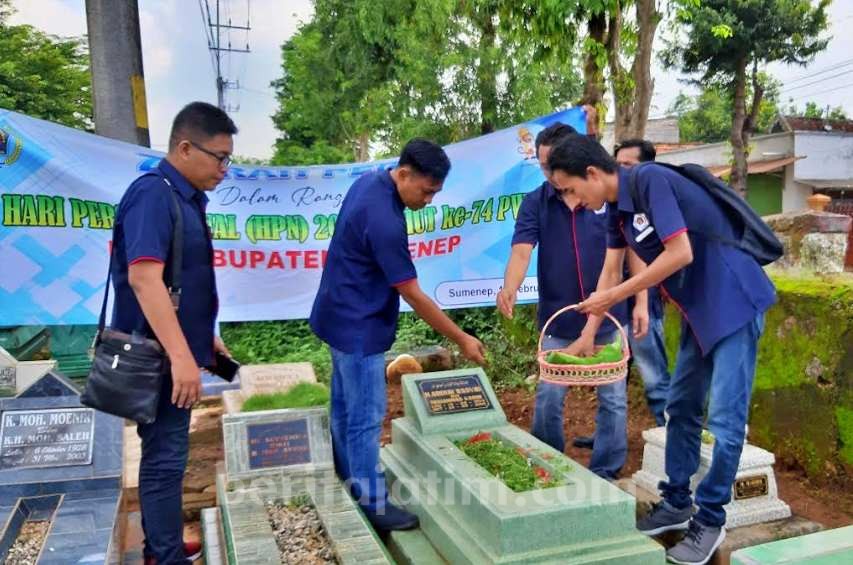 Peringati HPN 2020, PWI Sumenep Gelar Ziarah ke Tokoh Pers
