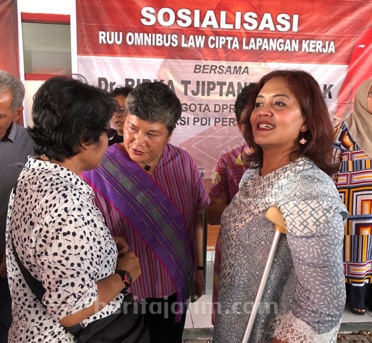 Pesan Ribka Tjiptaning di Hari Perempuan Internasional