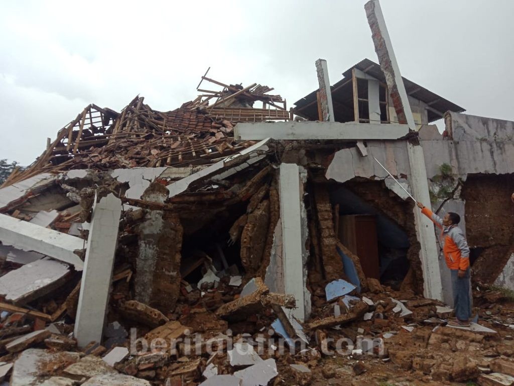 Sejumlah Rumah Rusak Setelah Sukabumi Diguncang Gempa Dua Kali