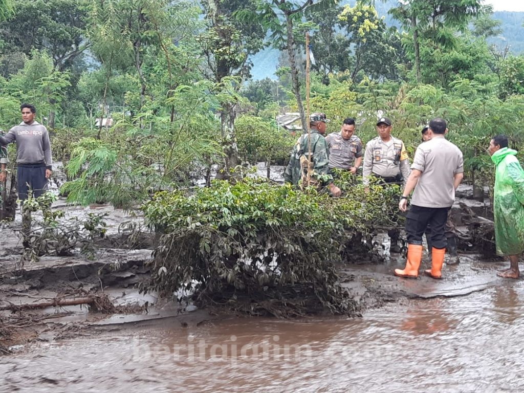Banjir Bandang Hantam 2 Desa di Bondowoso