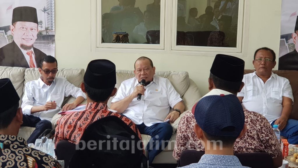 Ke Madura, LaNyalla Ditangisi Petambak Garam