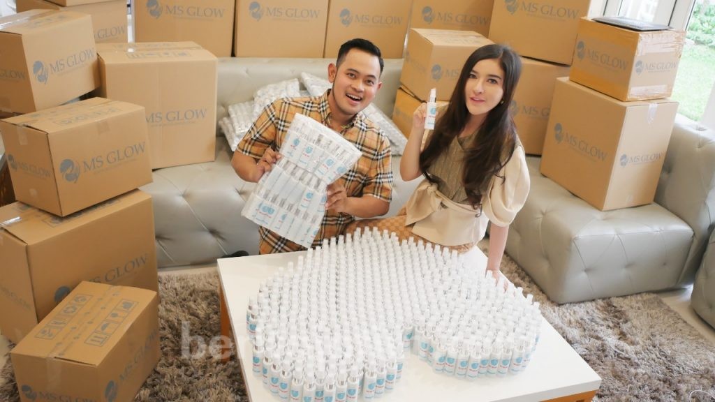 Produsen Kosmetik Ini Bagikan 100 Ribu Hand Sanitizer