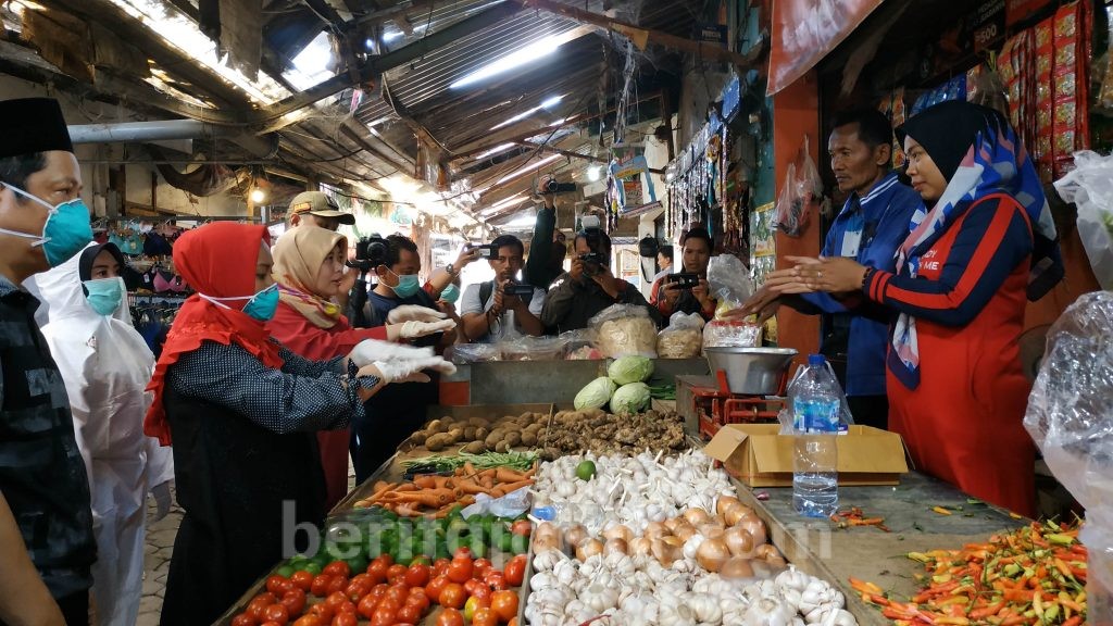 Wali Kota Mojokerto Imbau Masyarakat Cuci Tangan dan Tak Panik Borong Barang