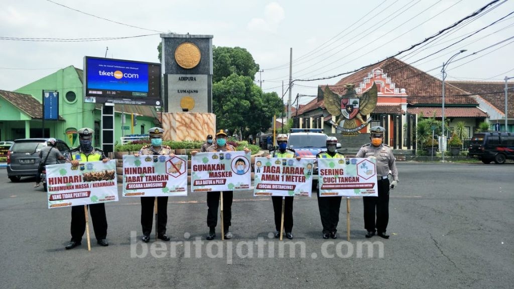 Polres Lumajang Sosialisasikan Waspada Covid-19