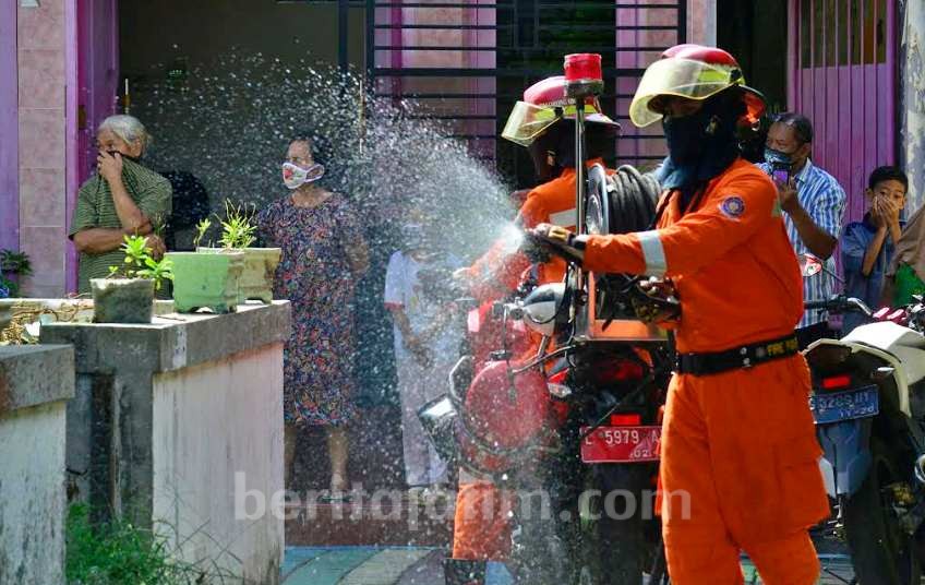 Bahan dari Sabun, Pemkot Surabaya: Disinfektan Aman Bagi Manusia