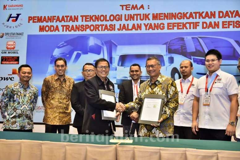 PGN dan APTRINDO Tanda Tangani MoU Pemanfaatan Bahan Bakar LNG untuk Truk Logistik