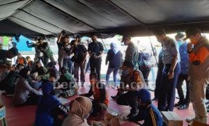 Polres Buka Dapur Umum, Sebar 1.000 Nasi Bungkus