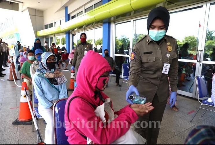 Ribuan Warga Datangi Lumbung Pangan di JX International
