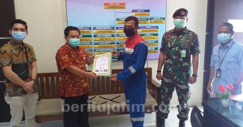 Pertamina EP Sukowati Field Salurkan Bantuan Alkes ke Dinkes Tuban