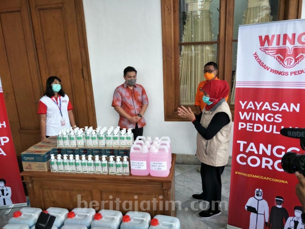 Pemprov Jatim Dapat Bantuan 10 Ribu Liter Sabun Anti Bacterial