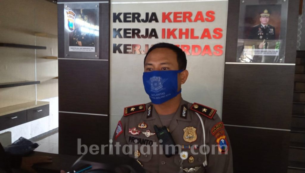 Polisi Selidiki Mobil Dinas Tabrak Warga Depan DPRD Kota Malang