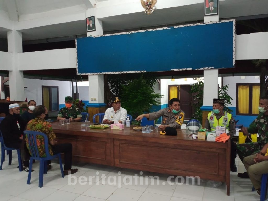 Bupati Pertanyakan Data ODP dan ODR di Posko Covid-19 Karang Penang