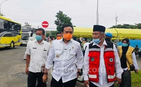 Bupati Pamekasan Imbau Masyarakat Kenakan Masker