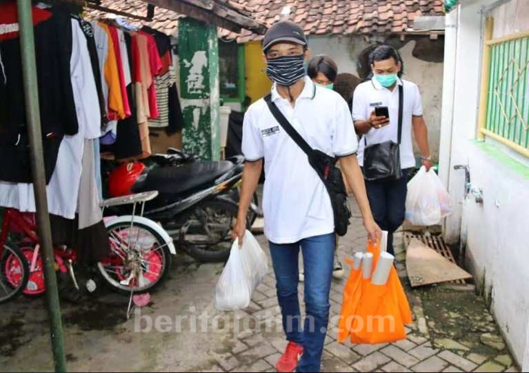 Bantuan Sembako Cak Machfud Sentuh Masyarakat Terdampak Ekonomi Covid-19