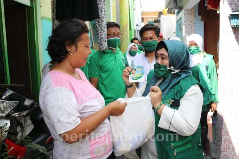 Bersama PKB, Cak Machfud Bagikan Beragam Bantuan Saat Pandemi