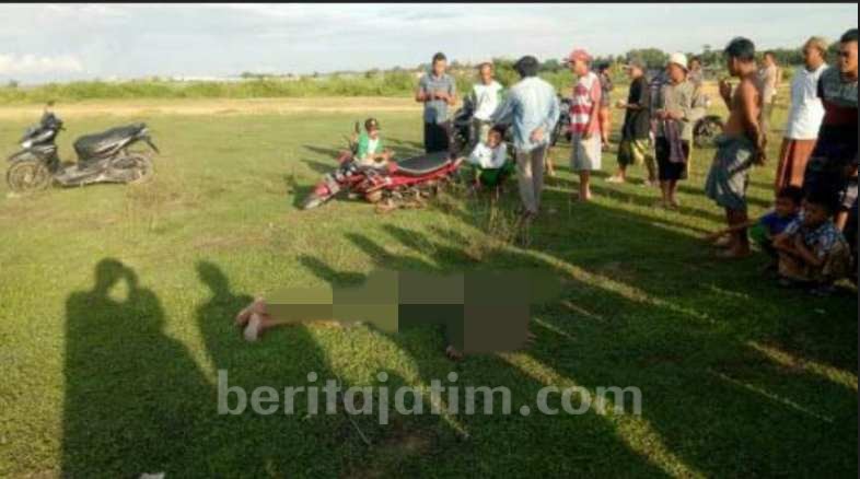 Diduga Dibacok, Pemuda Misterius Tergeletak Tak Bernyawa