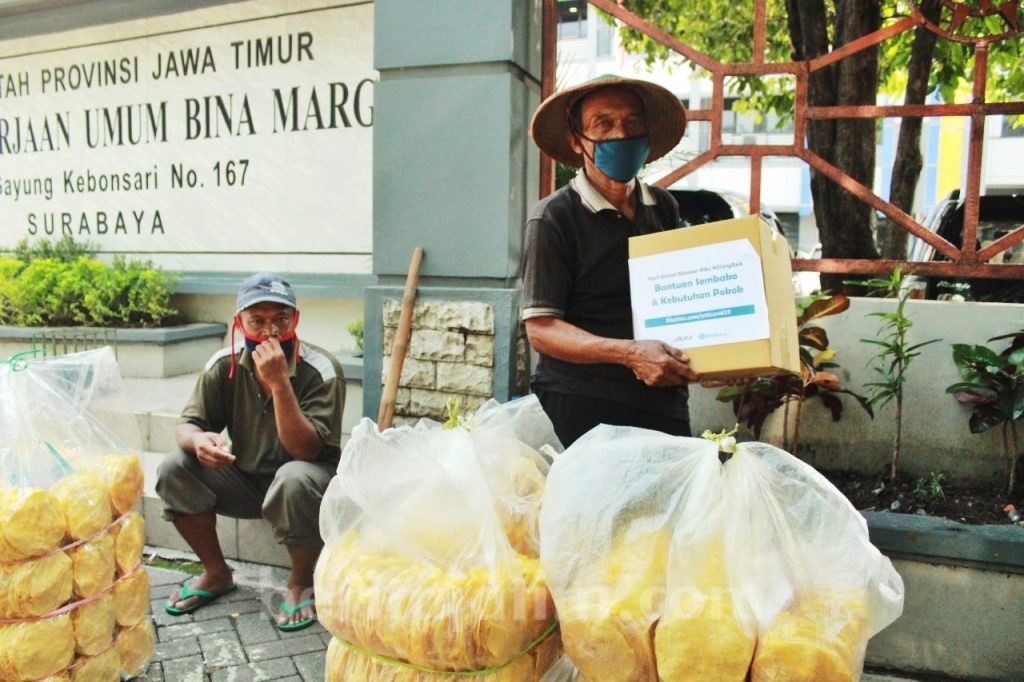 Pedagang Cimol Terdampak Covid-19 Itu Akhirnya Bisa Tersenyum