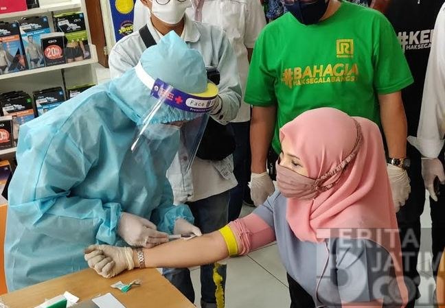 Satgas Covid Gresik Sidak Ramayana, Temukan Dua Orang Reaktif