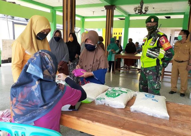 Paket Operasi Pasar di Mojokerto Lebih Diminati Masyarakat