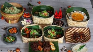 Paket Nasi Besek di Tengah PSBB Ala Quest Hotel, Bisa Delivery