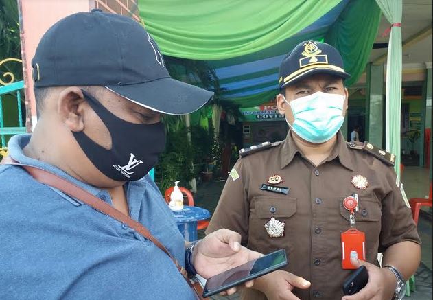 Kejari Gresik Kembali Periksa Camat Duduksampeyan 2 Jam di Kantornya