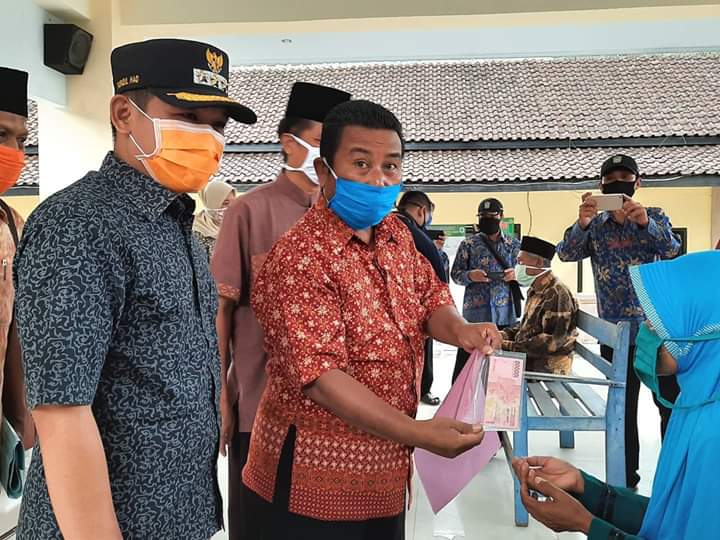 Cak Thoriq: Yotrone Damel Tumbas Bahan Makanan