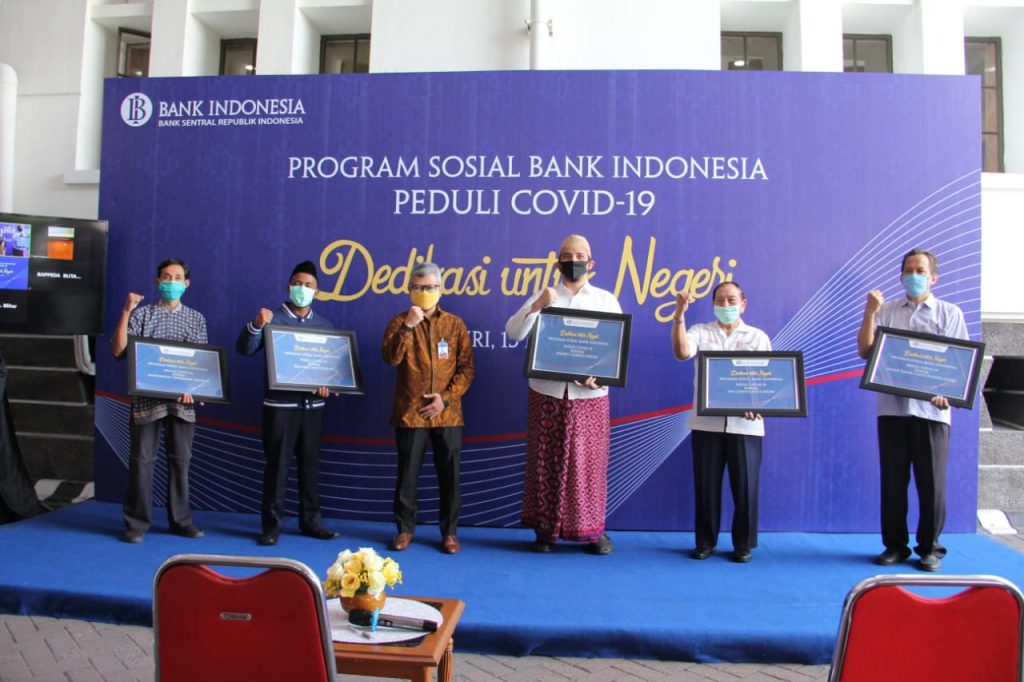Peduli Covid-19, Bank Indonesia Kediri Serahkan PSBI