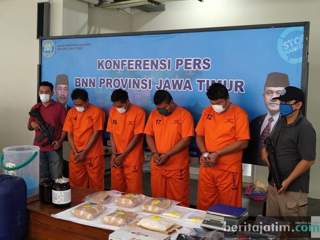 Jadi Bandar Narkoba, Kiper PSHW Choirun Nasirin Dipecat